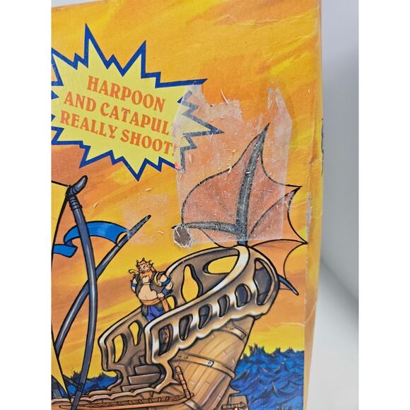 Pirates of Dark Water Wraith Attack Ship NIB Factory Sealed with action figures - Picture 11 of 11